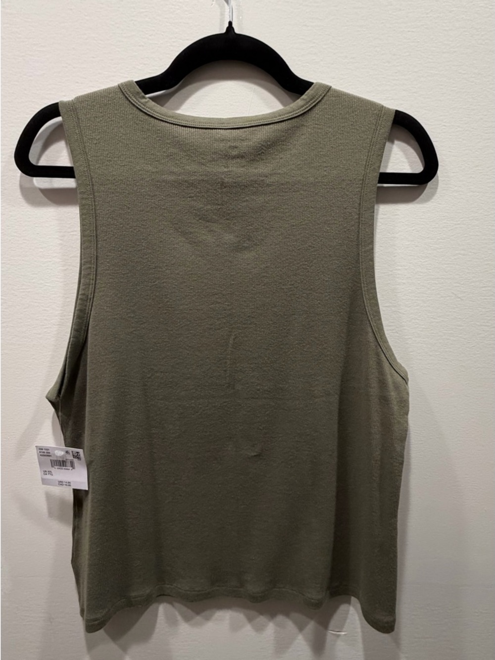 American Eagle 🦅 Boyfriend Muscle Tank Top - Picture 3 of 5